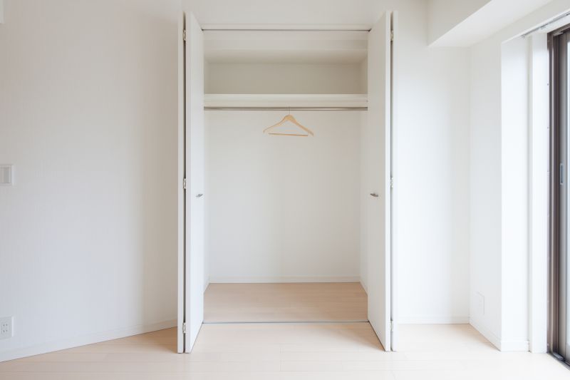 Linen Closet Door Repair in Kansas City, KS